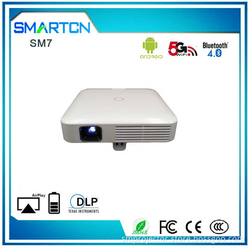 China 300 inch short throw 1080P smart handle projector built in wifi bluetooth for cellphone use
